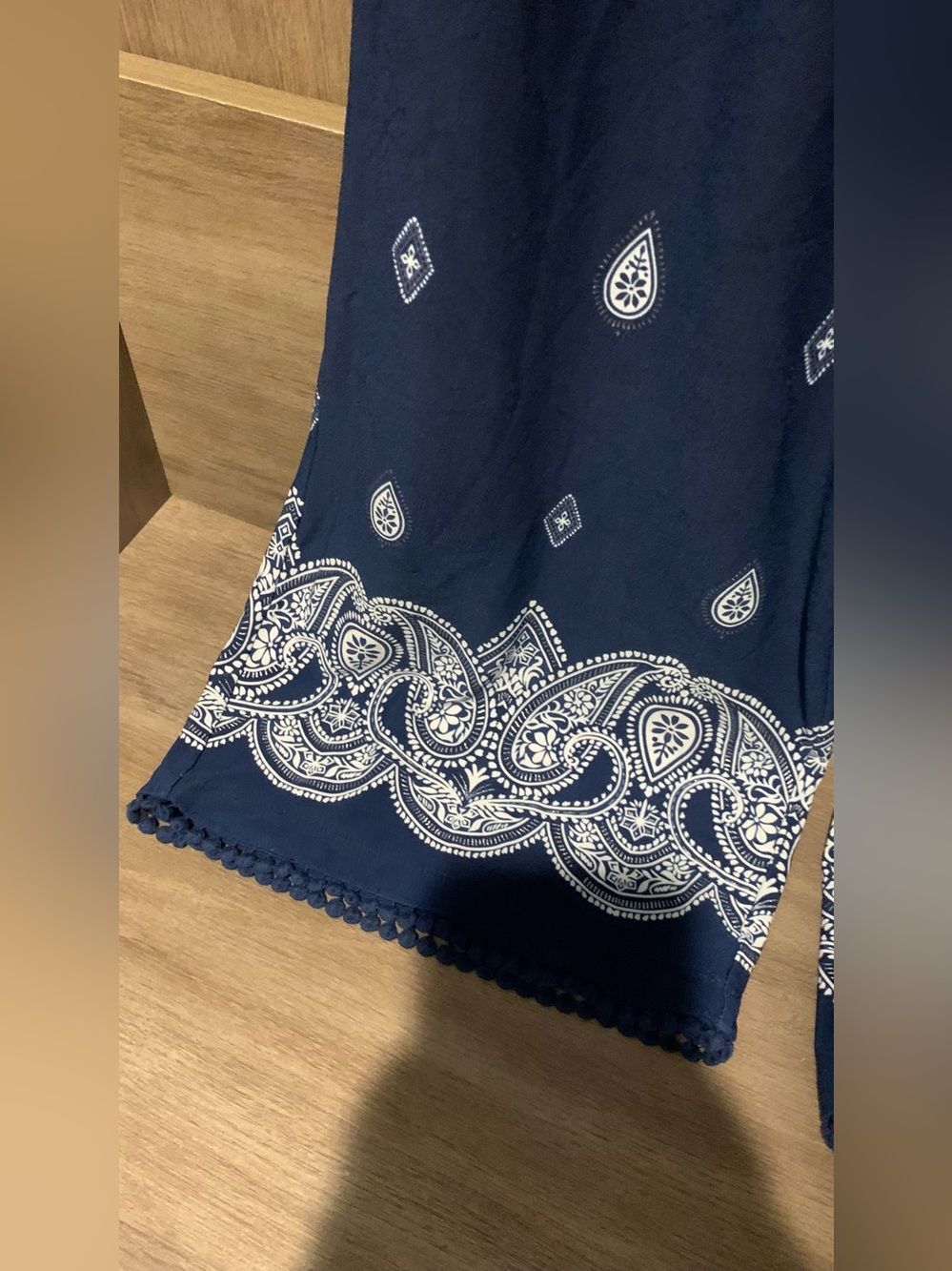 SIZE L Susan Graver® Women's Blue Paisley Pants NEW Spandex Wide Leg⁠ - Picture 4 of 8